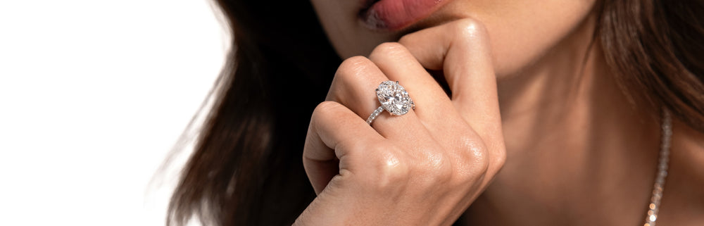 Claire Engagement Rings Desktop Banner