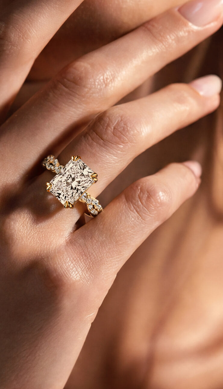 Ivy Engagement Rings Mobile Banner