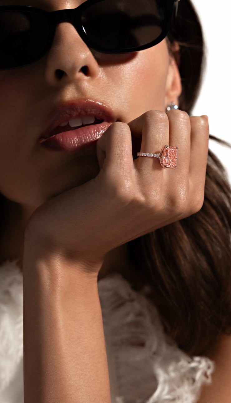 Pink Diamond Rings Mobile Banner