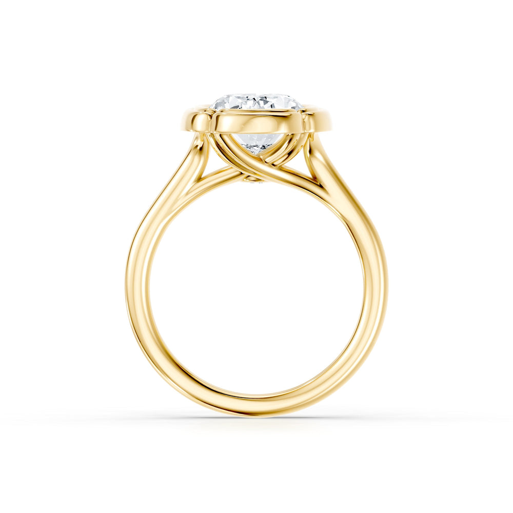 Dorée Oval Cut Solitaire Lab Diamond Engagement Ring image 4