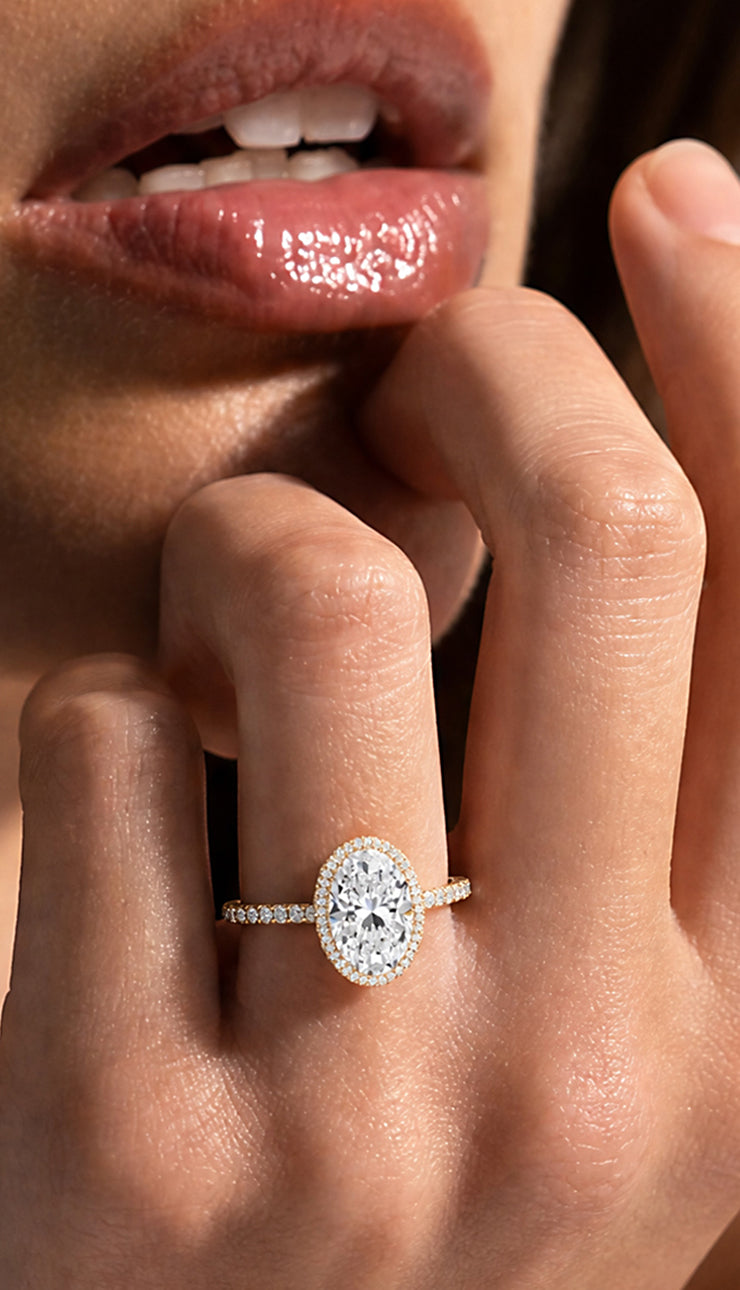 Seamless Halo<span>®</span> Engagement Rings Mobile Banner