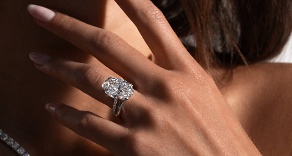 Solitaire Engagement Rings Desktop Banner