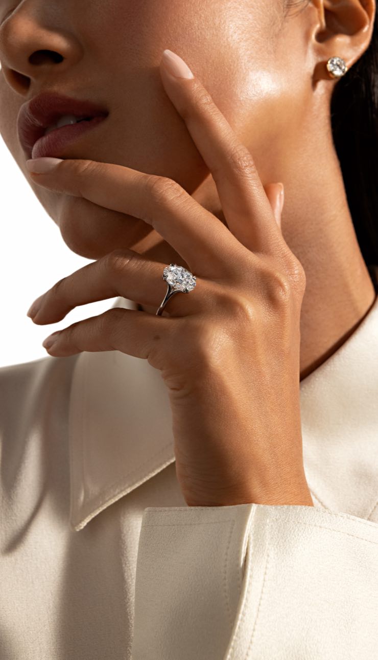 Solitaire Engagement Rings Mobile Banner