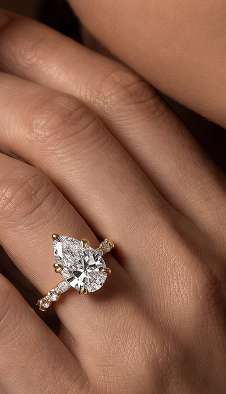 Vivienne Engagement Rings Mobile Banner