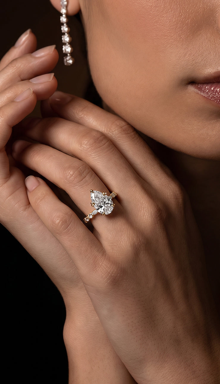 Vivienne Engagement Rings Mobile Banner