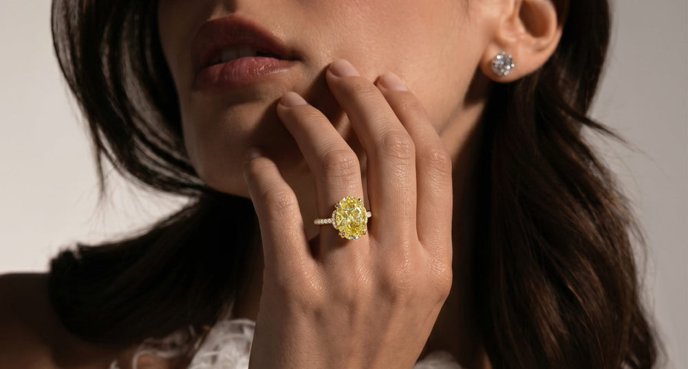 Yellow Diamond Rings Desktop Banner
