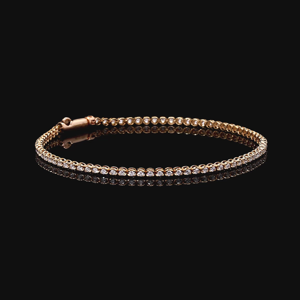 Precious Metal:18k Rose Gold;Total Carat Weight:1 CTW