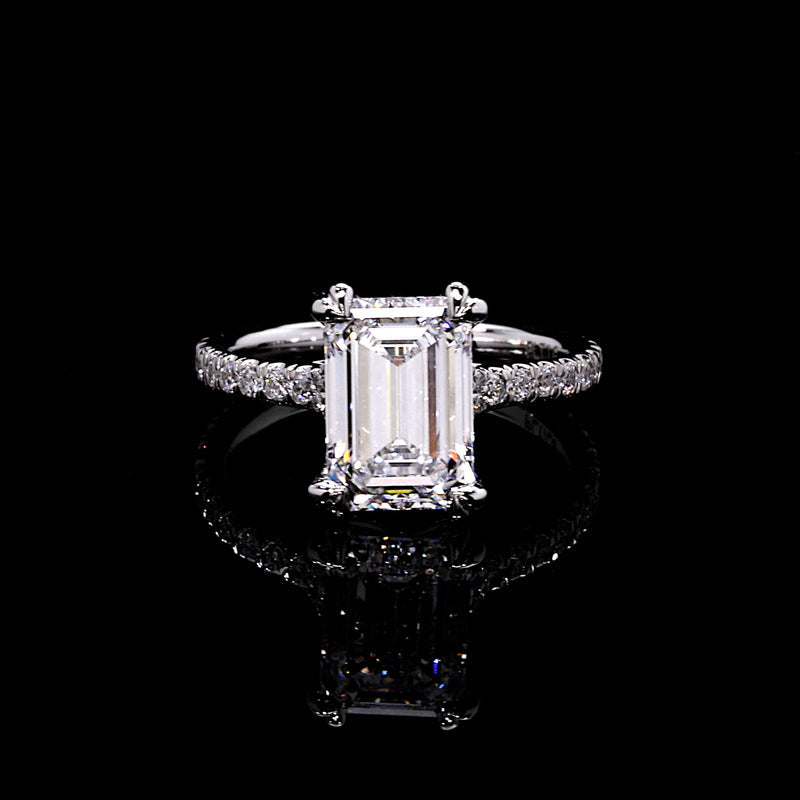 Precious Metal:Platinum;Cut Shape:Emerald